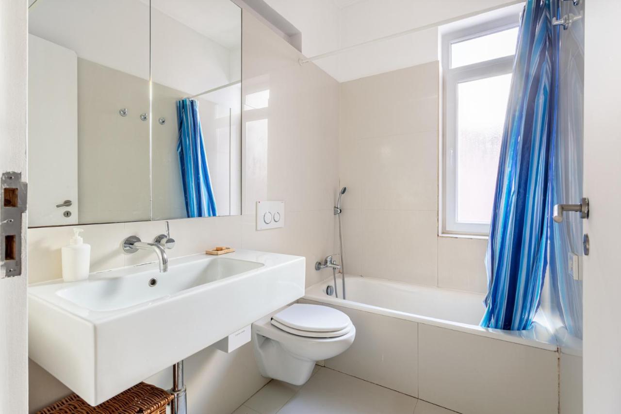 Joivy Chic 2Br Apt In Bairro Alto, 2Mins To Sao Pedro De Alcantara Viewpoint Lisbon Exterior photo