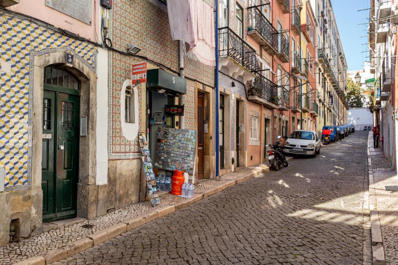 Joivy Chic 2Br Apt In Bairro Alto, 2Mins To Sao Pedro De Alcantara Viewpoint Lisbon Exterior photo